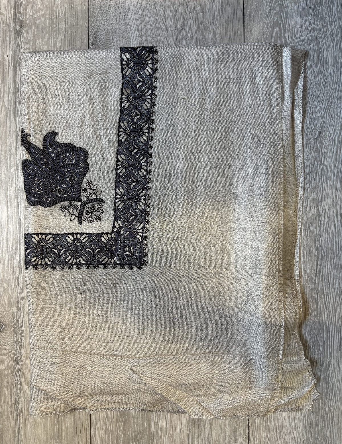 Light Grey Yemeni Shemagh - Premium Wool
